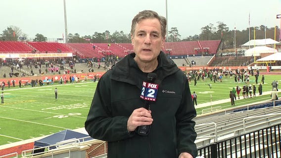WATCH - Dan Miller spends a few moments with former Central Michigan offensive lineman Bernhard Raimann at the Senior Bowl