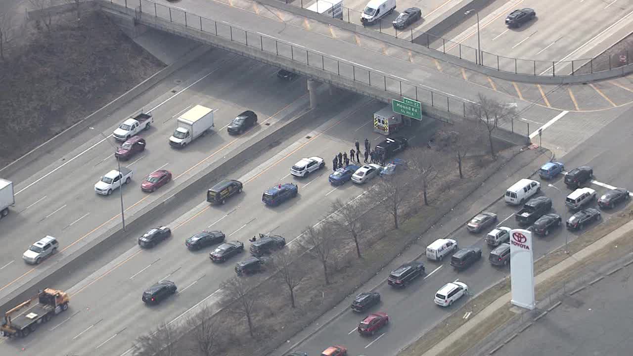 Metro Detroit police chase ends on I-696 | FOX 2 Detroit