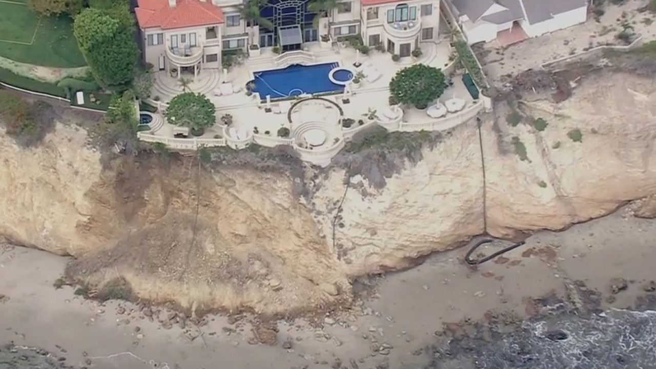 Rockslide threat in Malibu