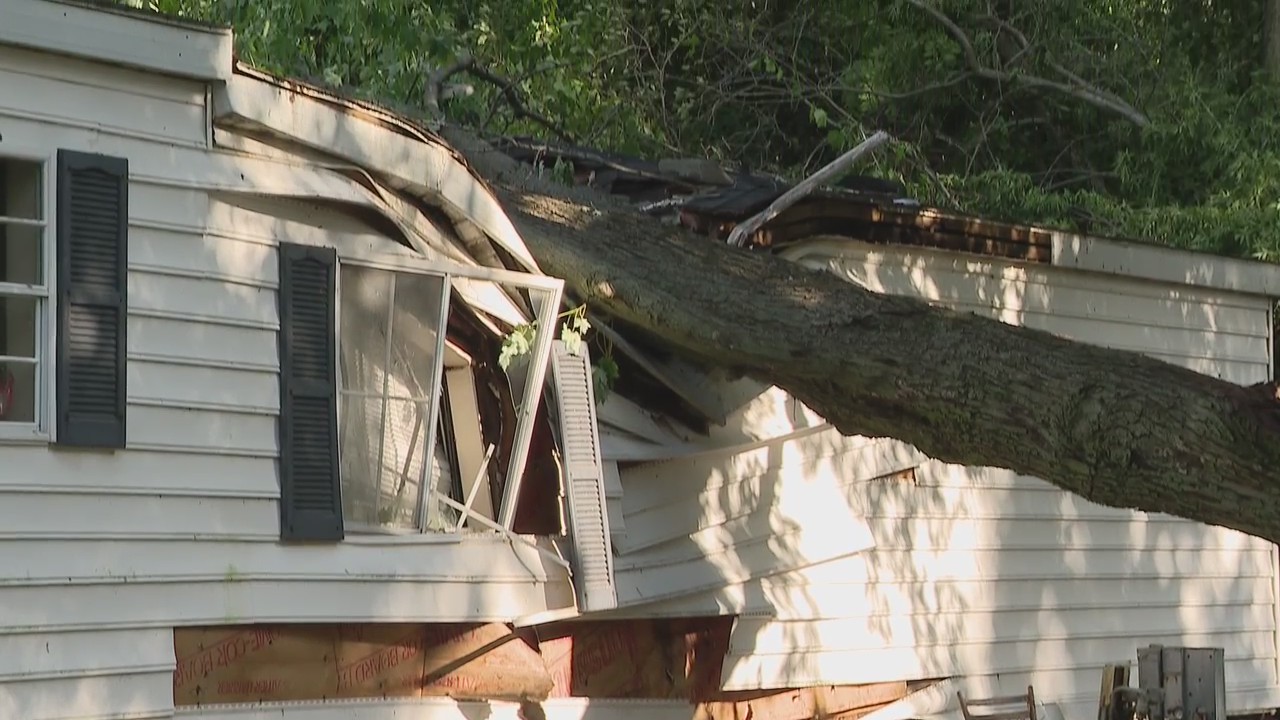 Belleville residents deal with trail of damage from Thursday's tornado