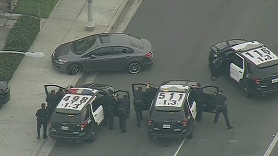 Police chase suspect in standoff with police in Lakewood after lengthy pursuit