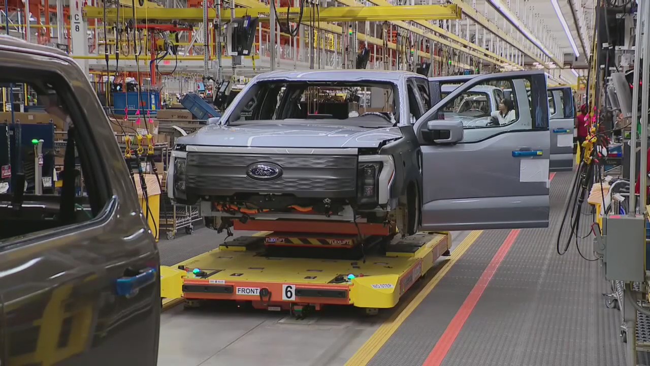 UAW contract deal details