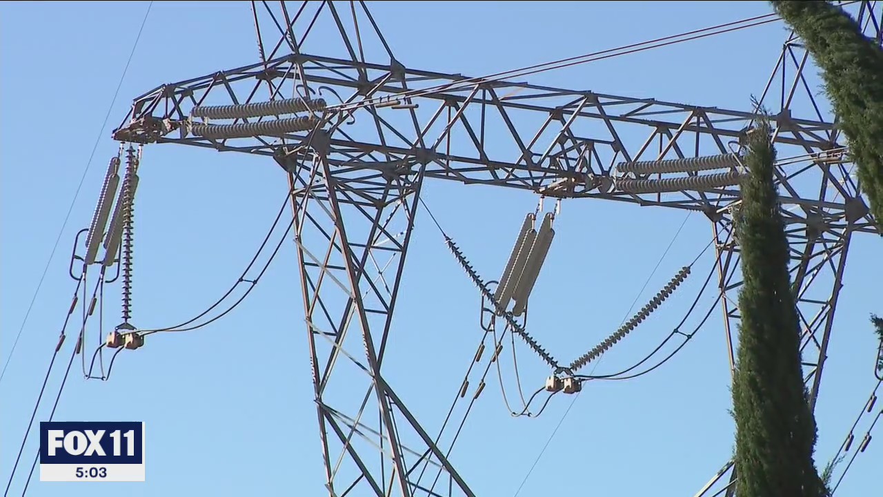 Gusty winds, dry conditions prompt red flag warning