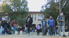 LAUSD delays vaccine mandate