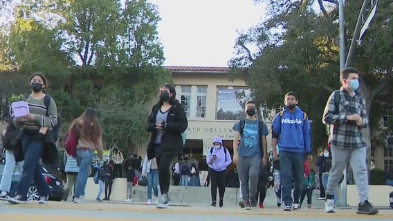 LAUSD delays vaccine mandate