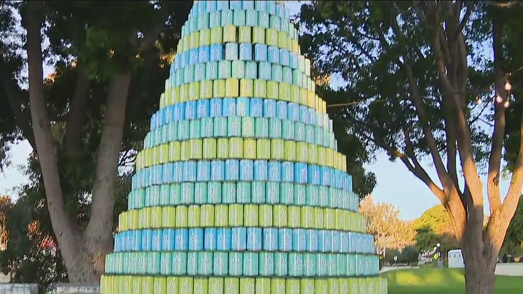 Food Share\ of Ventura County hosts its 10th Annual Can-Tree Food Drive