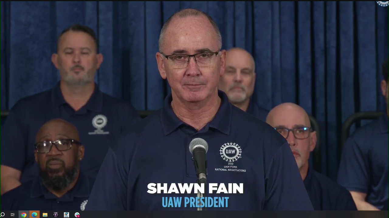 UAW dives into contract with Ford: here's what's in it
