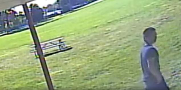 Lincoln Park looks for arson suspect