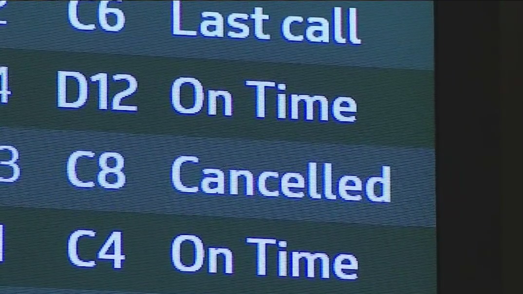 Flights at LAX canceled due to omicron variant