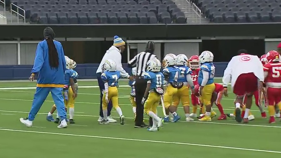 Snooper Bowl: Youth football teams play championship game at SoFi Stadium