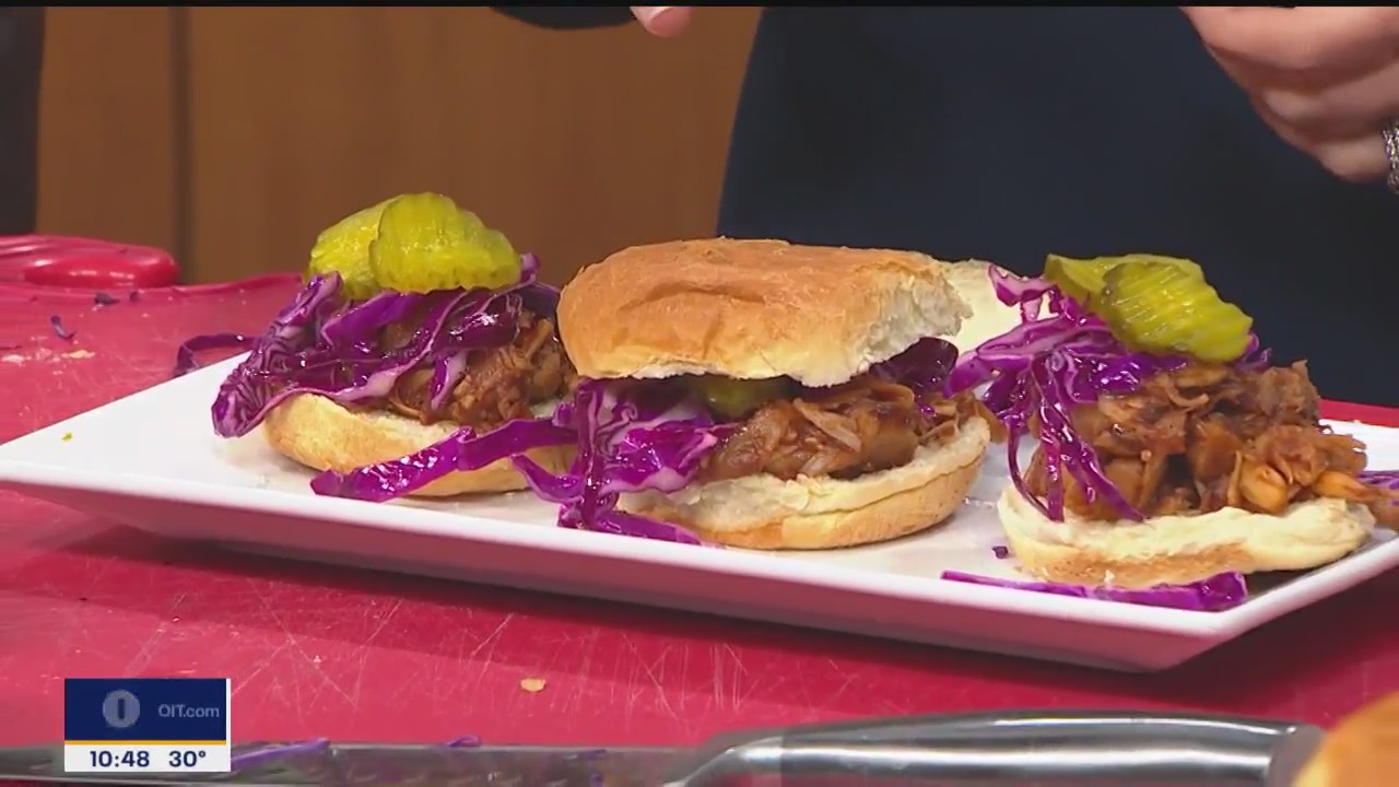 Meatless Monday: Jackfruit Sliders with Chef Que Broden