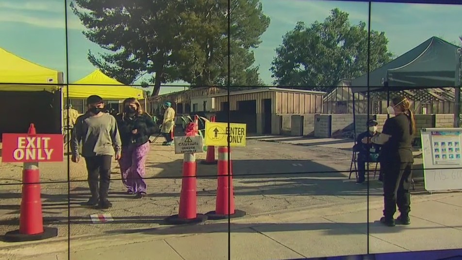 LAUSD: All students, teachers must show proof of negative COVID-19 test before returning to campus