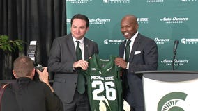 Spartans introduce Jonathan Smith as new head coach