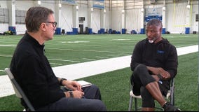 WATCH - Dan Miller talks with Lions defensive coordinator Aaron Glenn