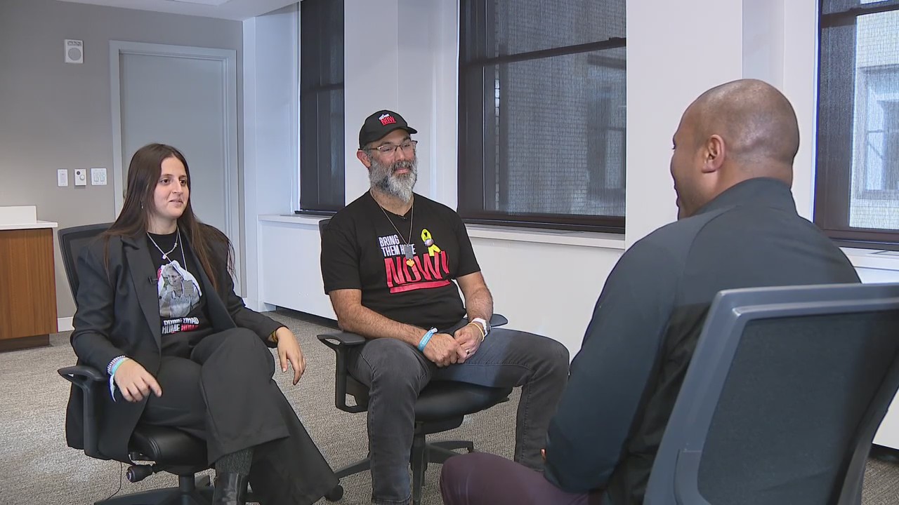 2 Israelis come to Detroit to share stories of war with Hamas for Menorah in the D