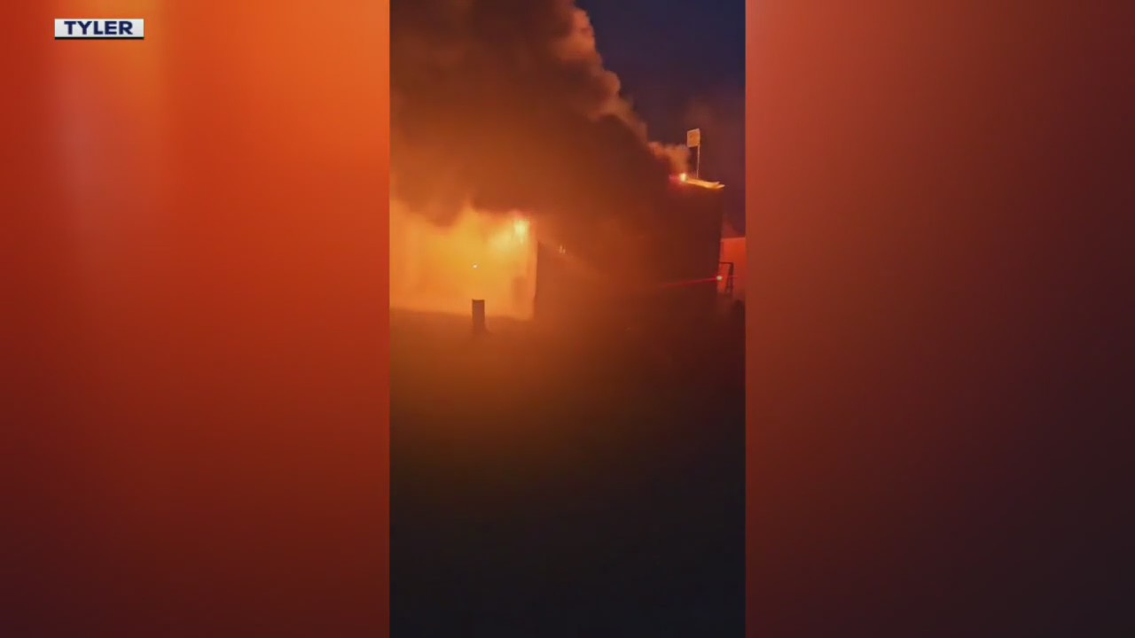 One dead in Van Buren Township mobile home fire