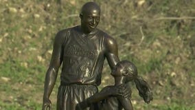 Artist honors Kobe Bryant, other victims with a statue