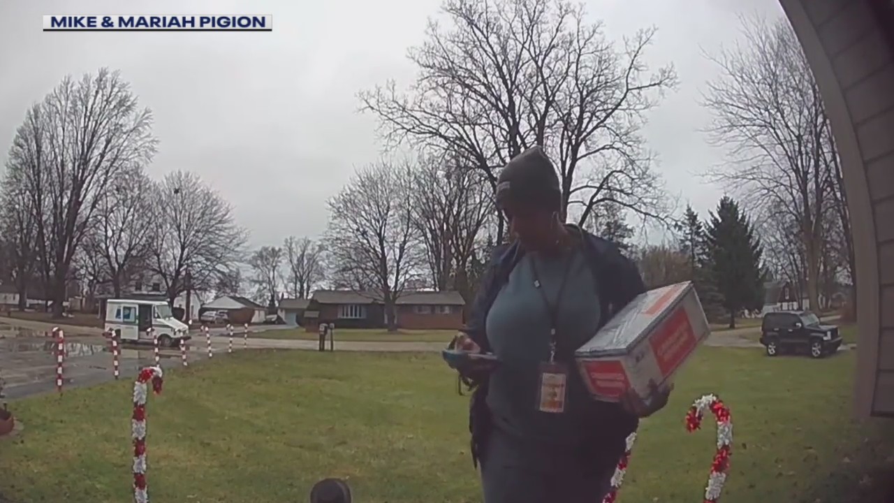 Belleville man eagerly awaiting father's ashes surprised by USPS workers