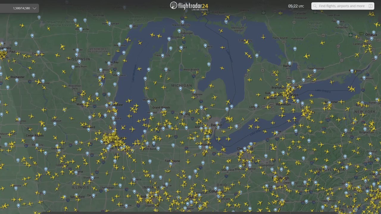 Christmas travel rush underway at Detroit Metro Airport
