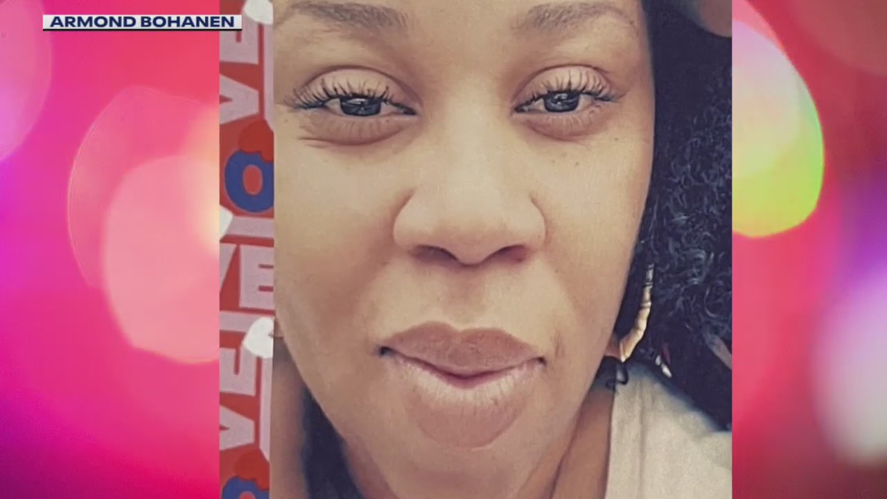 11-year-old finds mother dead in Detroit home