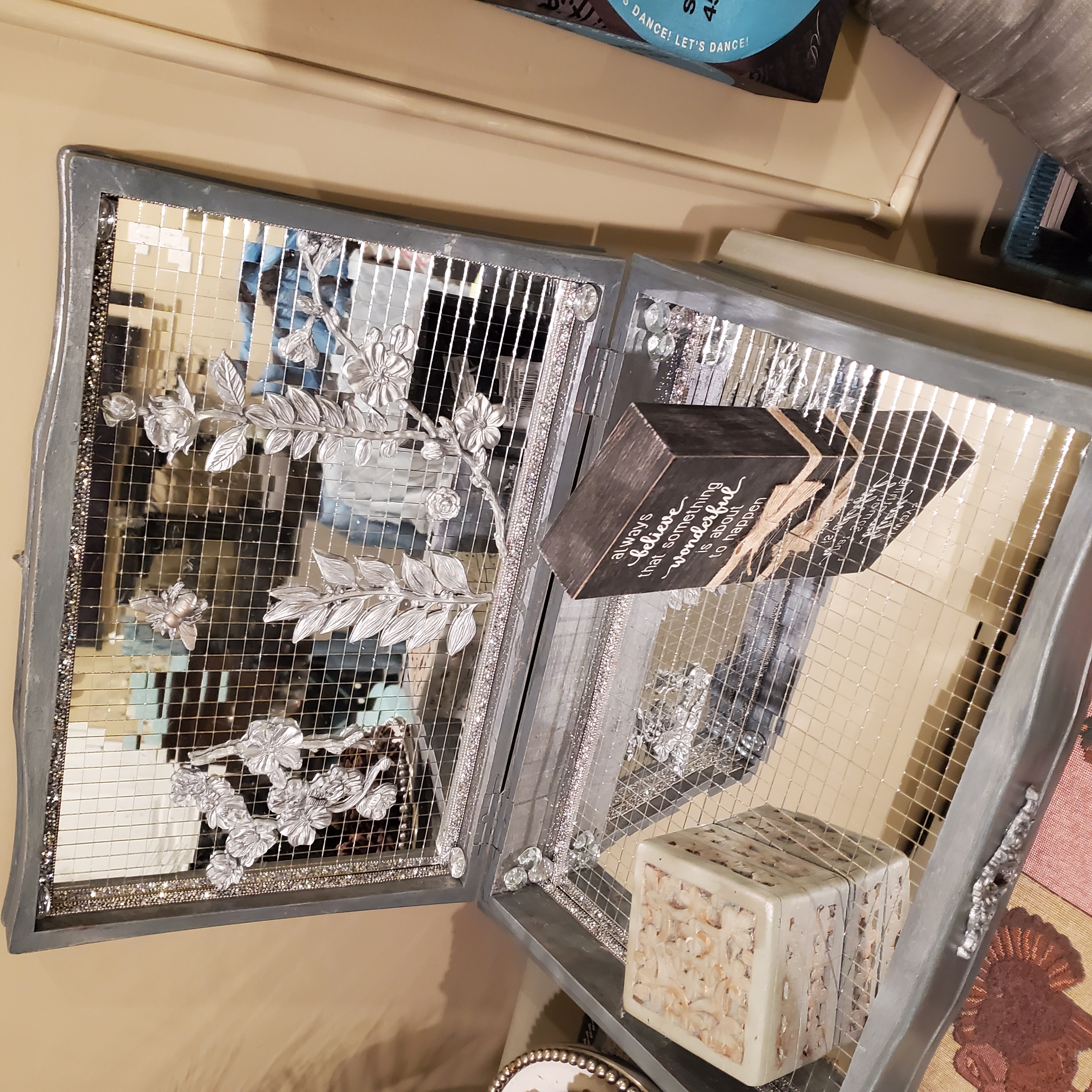 Painted by Pinson Boxed Out