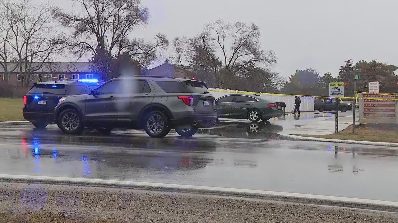 Shelby Township police shoot suspect officers say charged them with knife