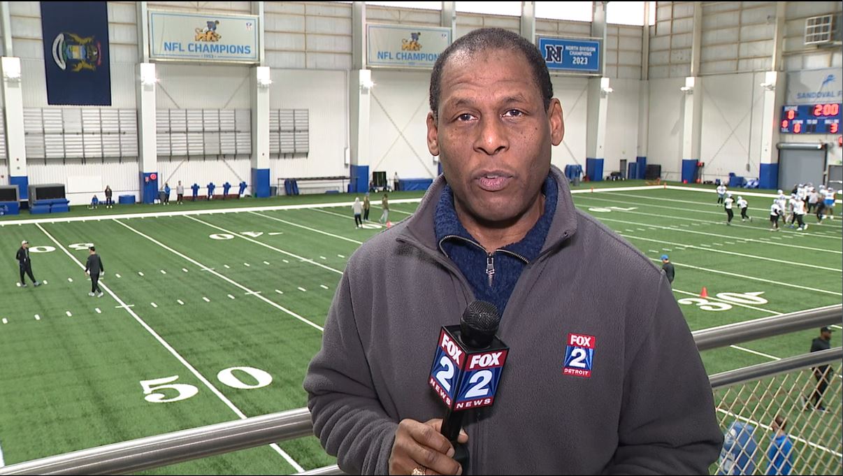 WATCH - Woody reports from Lions practice where they begin preparing for their home playoff game against the Rams