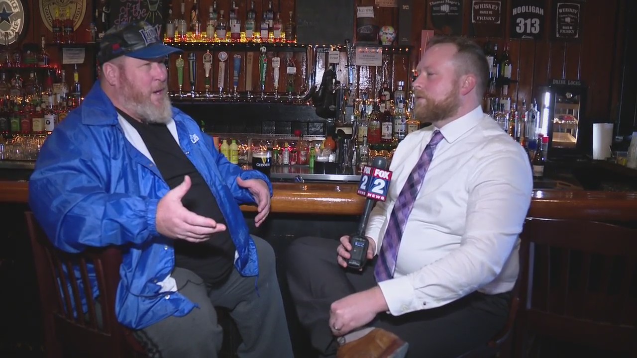 Stafford jerseys banned at bar when Lions take on Rams