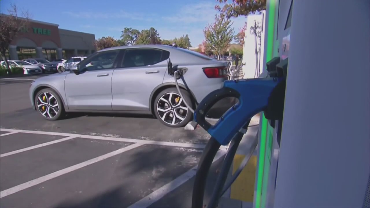 GM says EVs hold up in cold weather, offer tips
