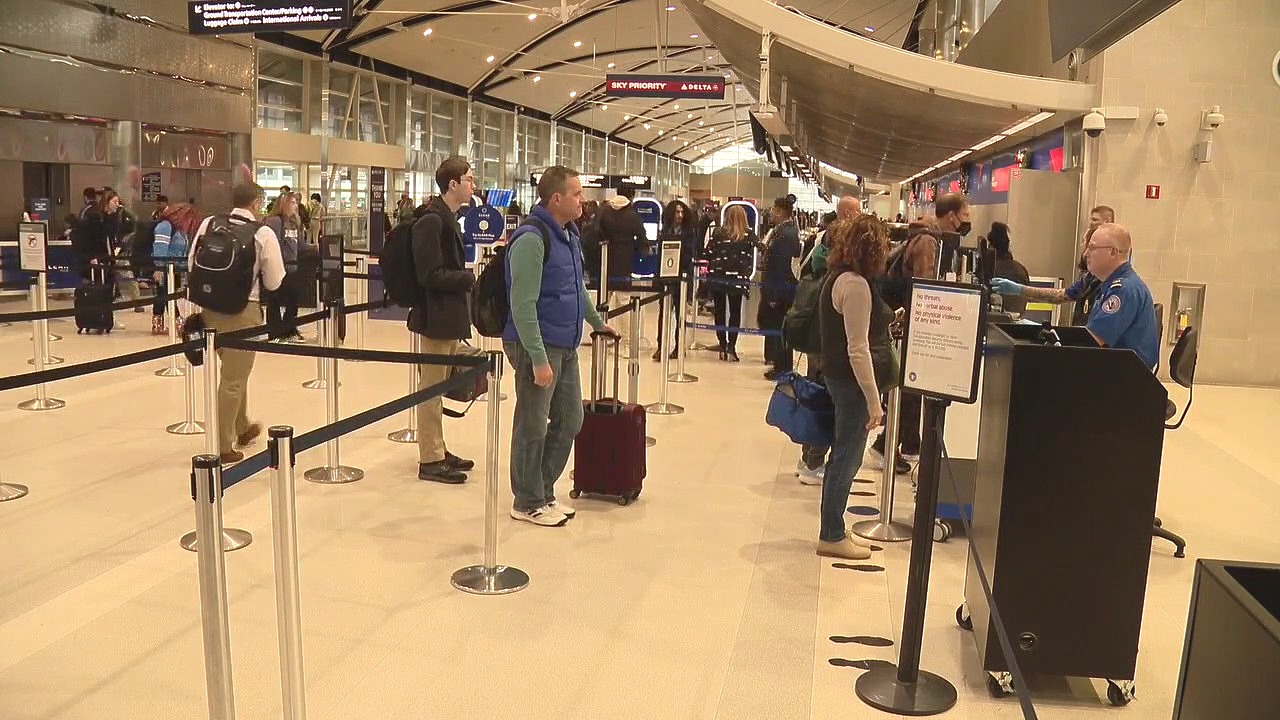 Heading to see Lions-49ers? This travel weighs in