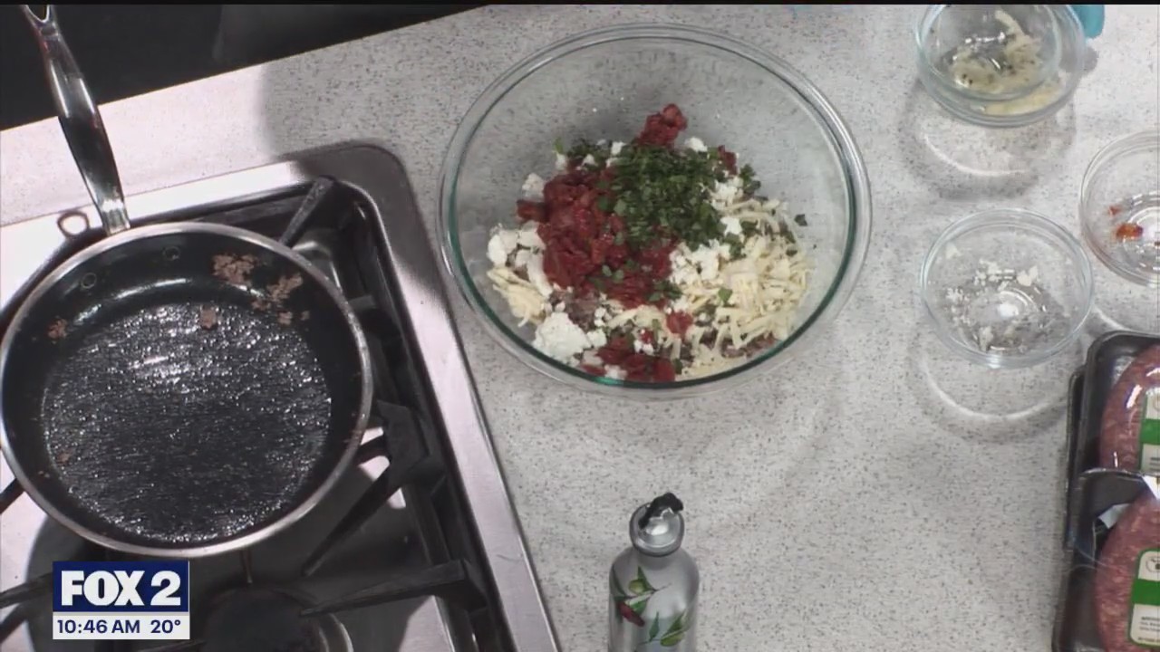Making sausage Bruschetta with Rinaldi Fresh Sausage