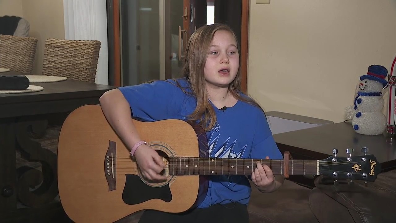 10-year-old musician dedicates song to Detroit Lions