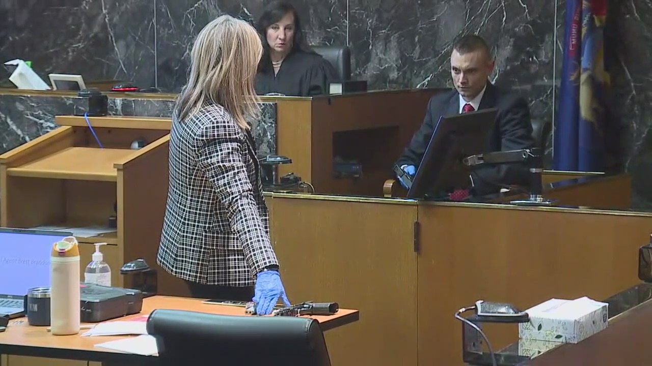 Jennifer Crumbley's trial continues