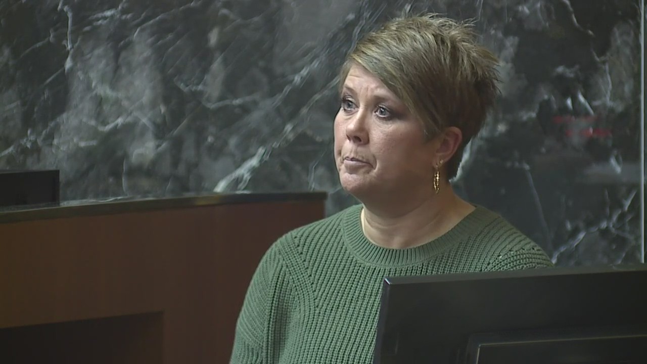 Jennifer Crumbley trial: Gun store manager testifies