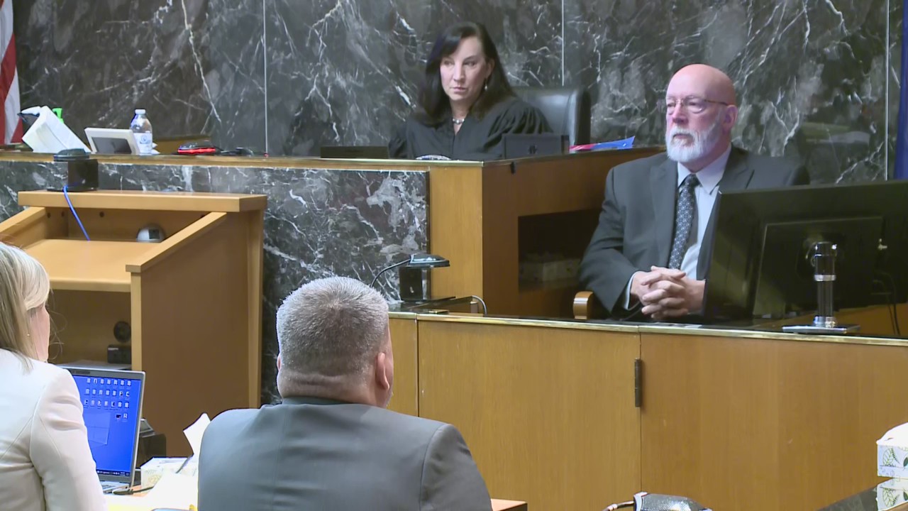 Jennifer Crumbley trial: Detective recalls search for Crumbley parents