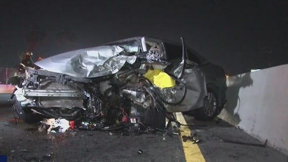 2 killed in wrong-way crash in Riverside