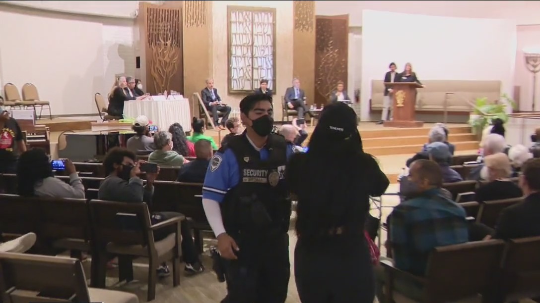 Forum discussion on homelessness with LA mayoral candidates gets cut short