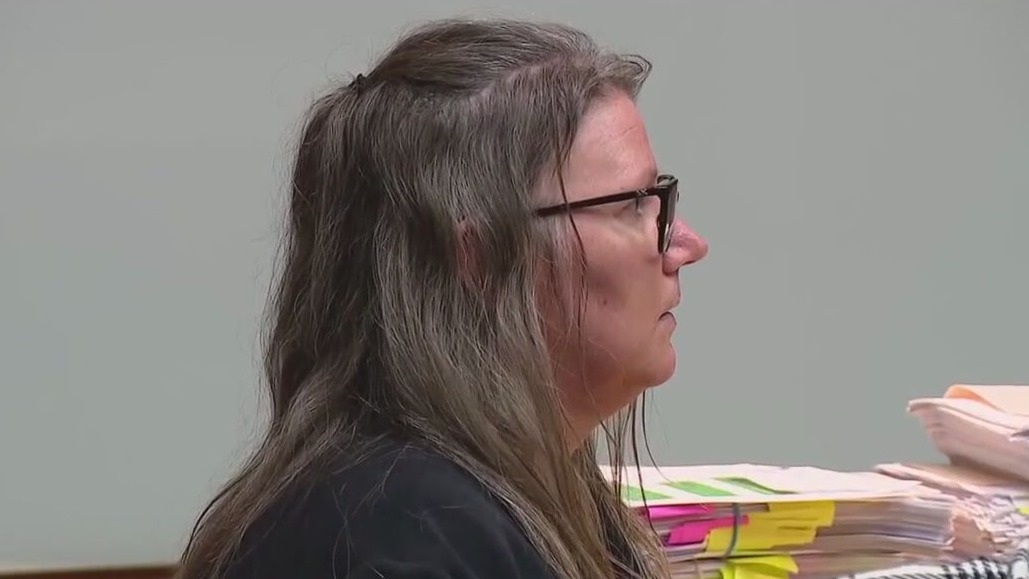 Jury deliberations begin in Jennifer Crumbley's trial