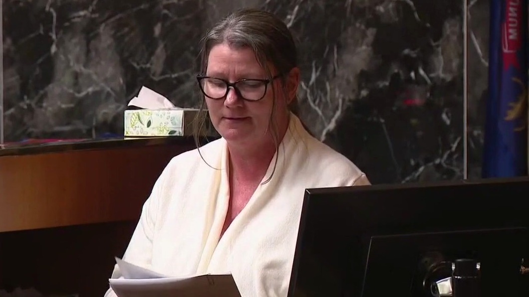 Jury deliberations continue in Jennifer Crumbley's trial