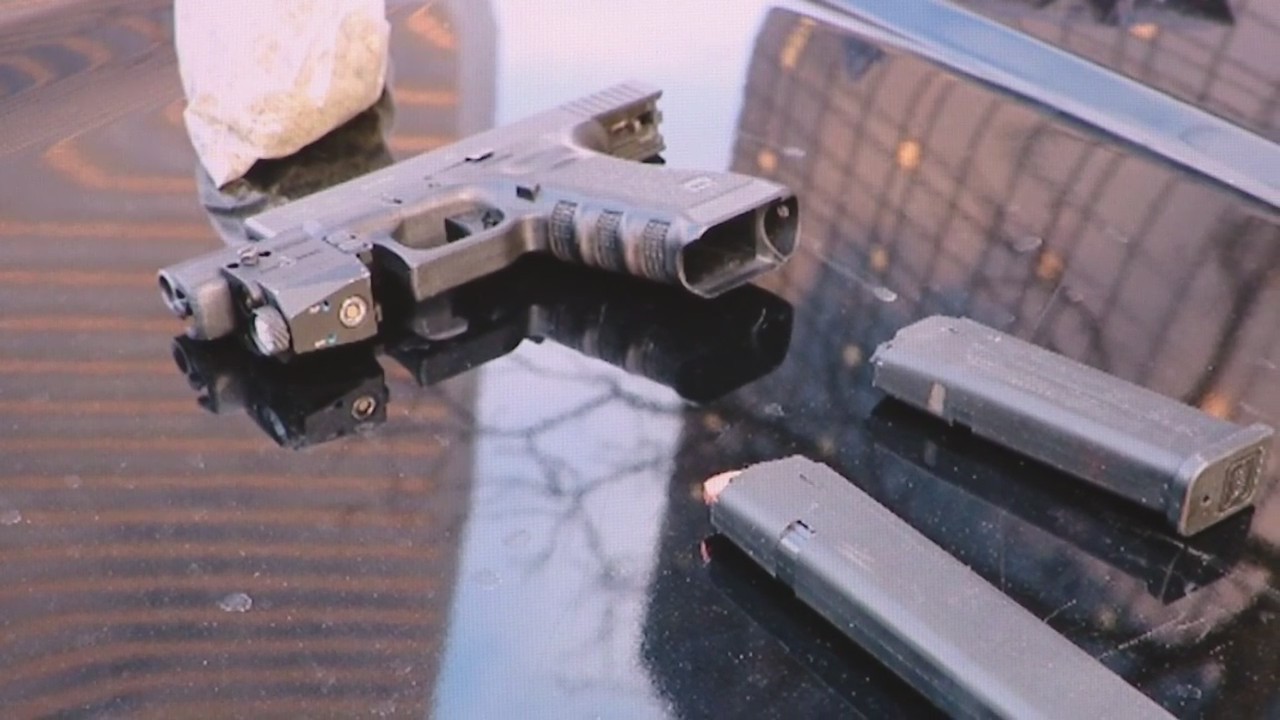 15-year-old boy shot in hotel room with other teens, police say