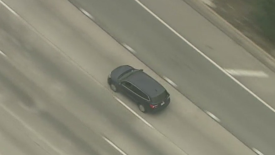 Police Chase: Possible stolen car leads CHP on high-speed pursuit across San Gabriel Valley