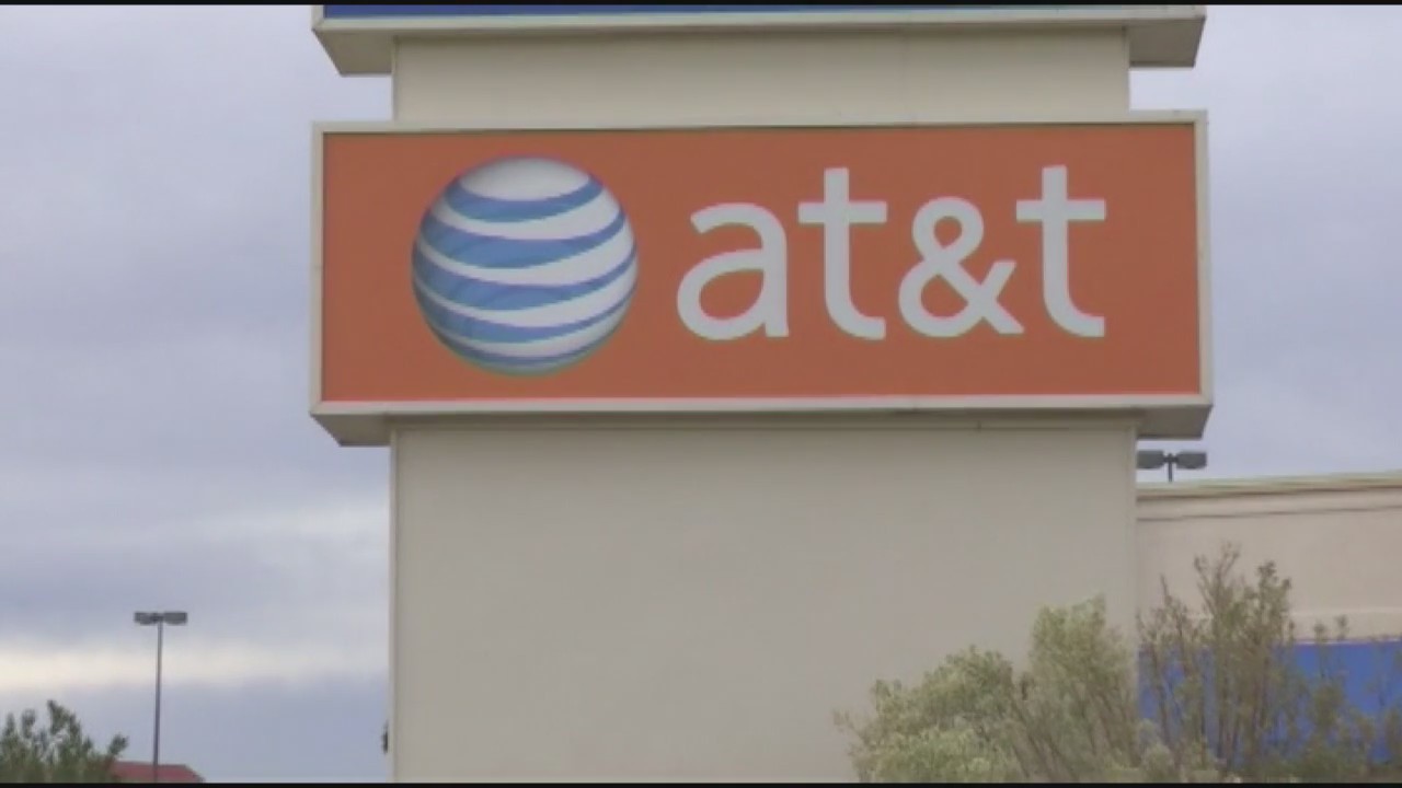 AT&T outage impacts tens of thousands of customers