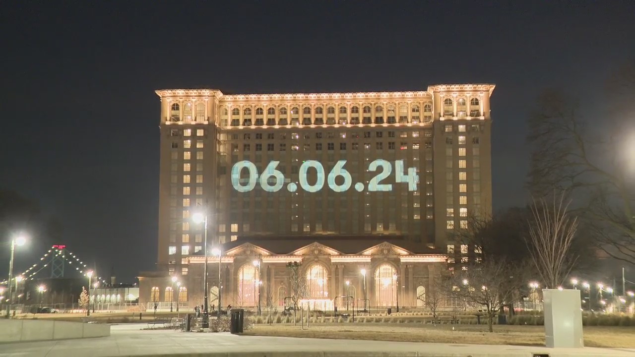 Locals react to Michigan Central Station reopening