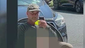 Man exposes himself to entire hair salon in Long Beach