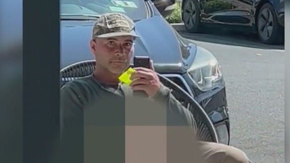 Man exposes himself to entire hair salon in Long Beach