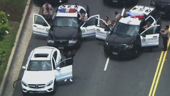 2 arrested after high-speed chase ends in Torrance