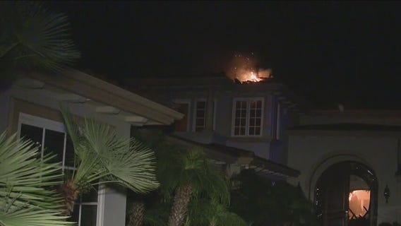 ?Coastal Fire? burns at least 20 homes in Laguna Nigel