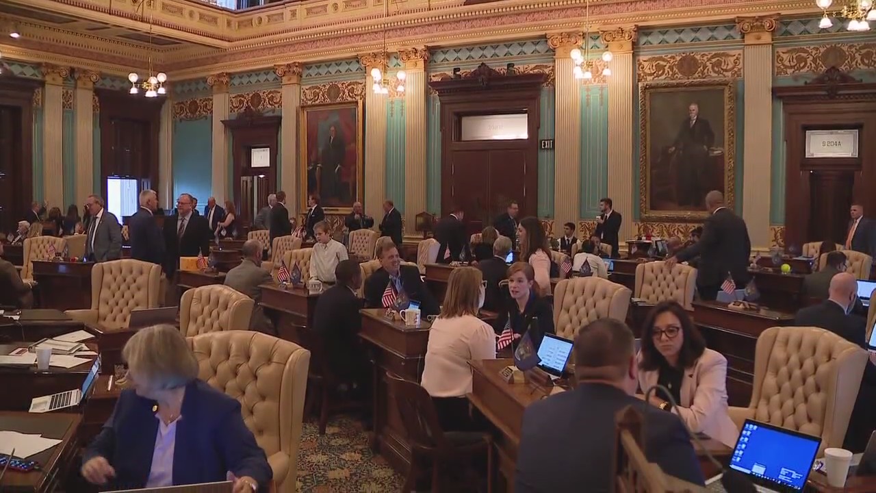 State senators plan to meet in rare Saturday session to vote on bipartisan education bills