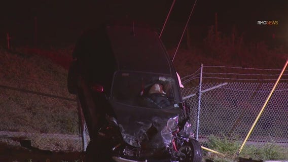 3 injured in Pasadena crash