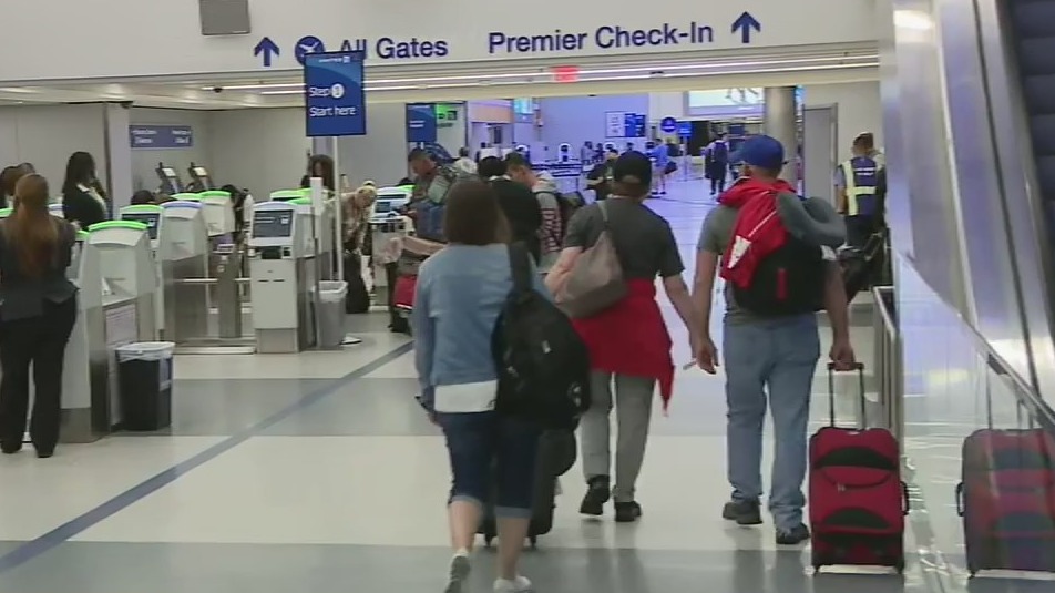 Travel trouble at LAX during Memorial Day weekend